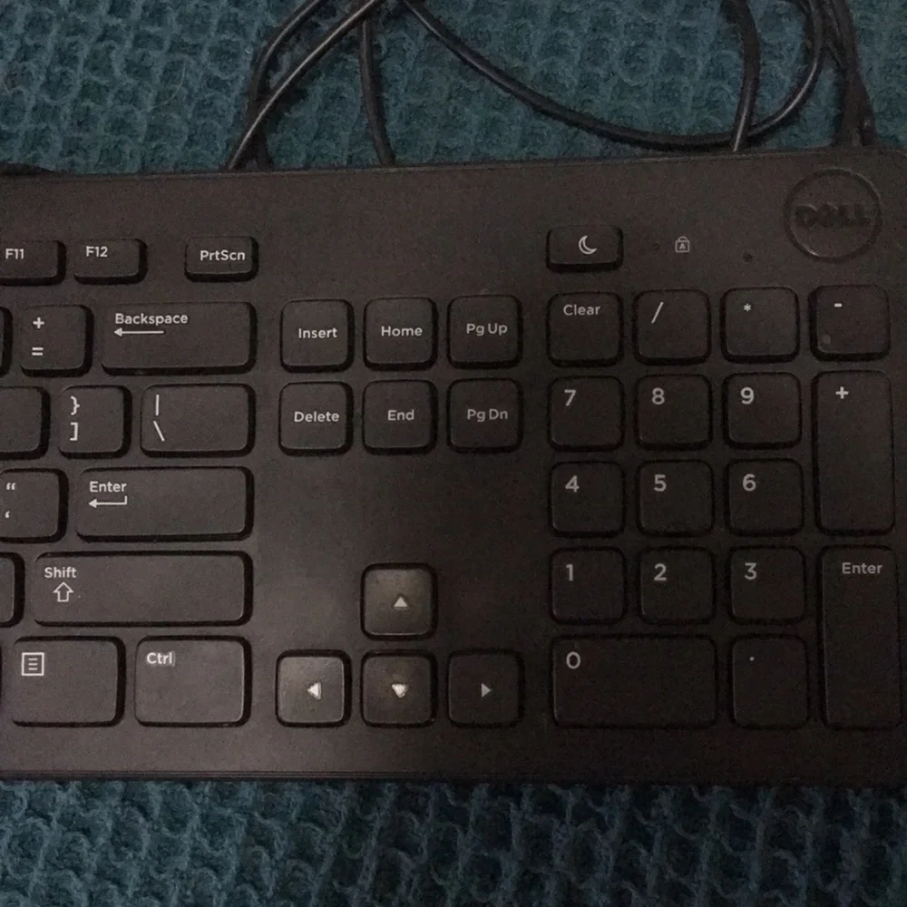 One Dell keyboard and one mouse black bundle